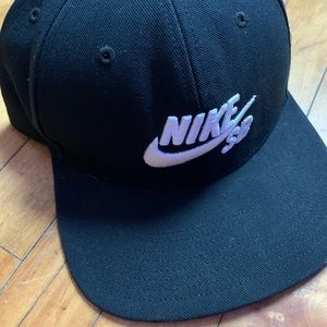 Nike SB SnapBack Hat